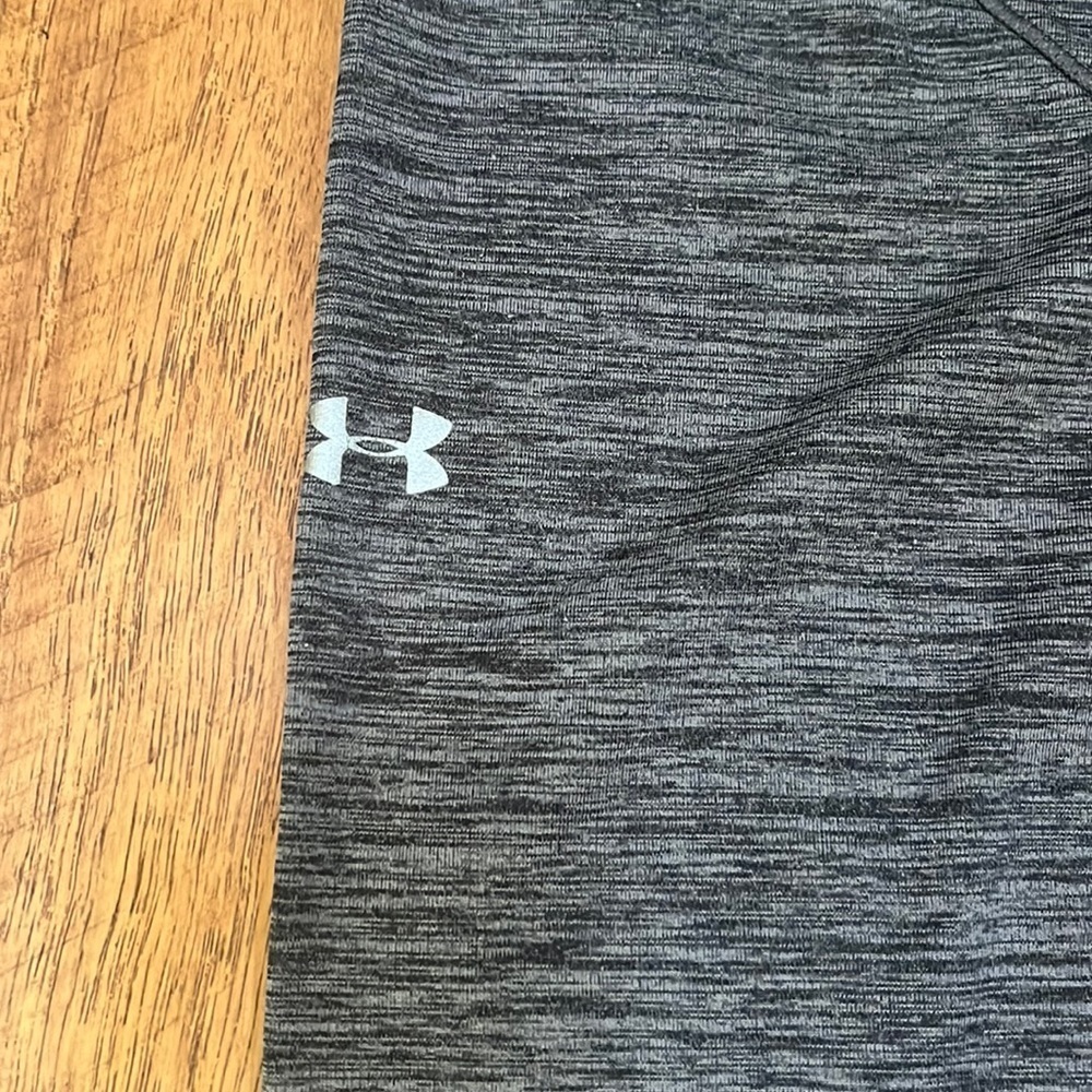 Under Armour Woman’s Grey Compression Leggings Size L - Picture 4 of 7